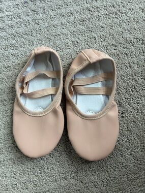 Girls Elastic-Strap Ballet Flats in Blush
